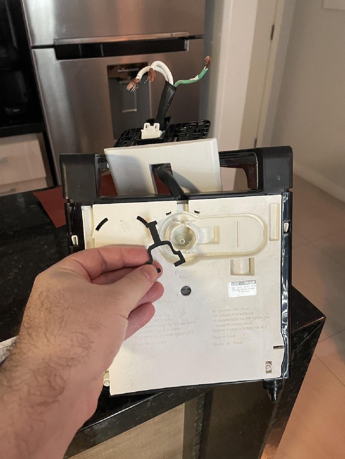 Lorenzetti Trava Engate Rapido Chuveiro   Lock Lorenzetti Shower