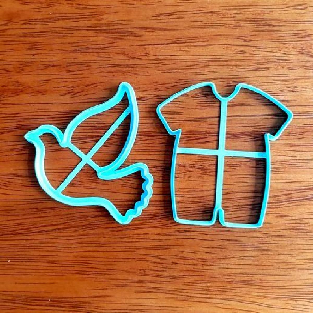 Conjunto de Cortadores de Biscoito para Batismo   Macacao e Pomba