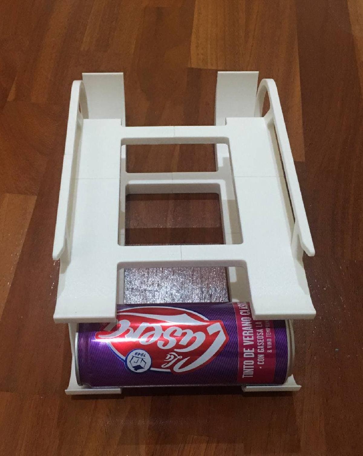 Dispensador de bebidas para latas de 58x145 mm