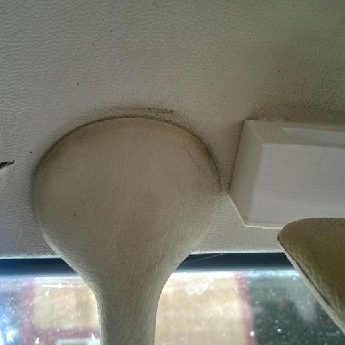 Suporte para visor do sol do classico VW Fusca