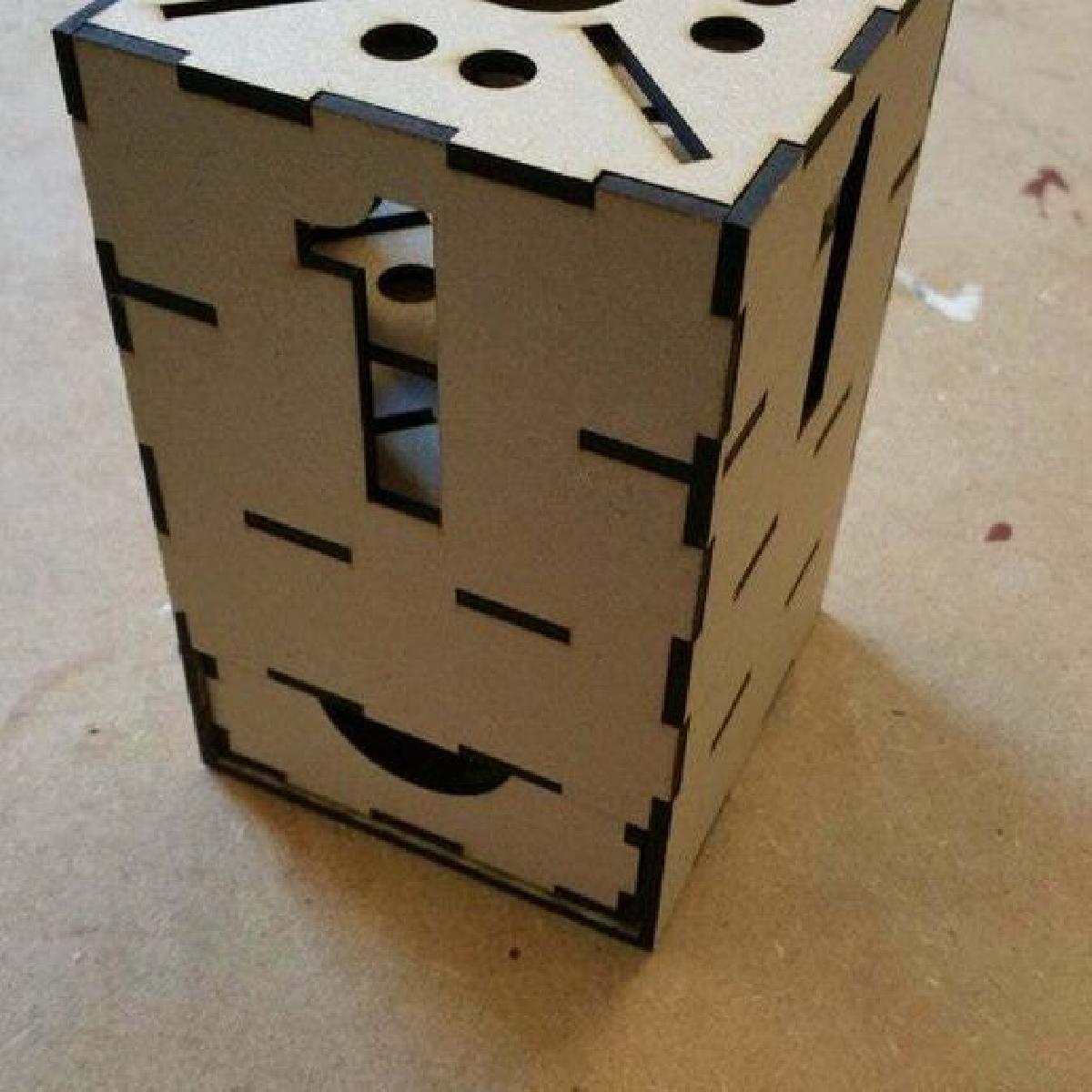 Estacao de Trabalho com Corte a Laser Organizador Estacionario