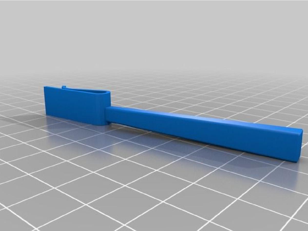 Lembranca do primeiro aniversario com clipe para porta retrato.