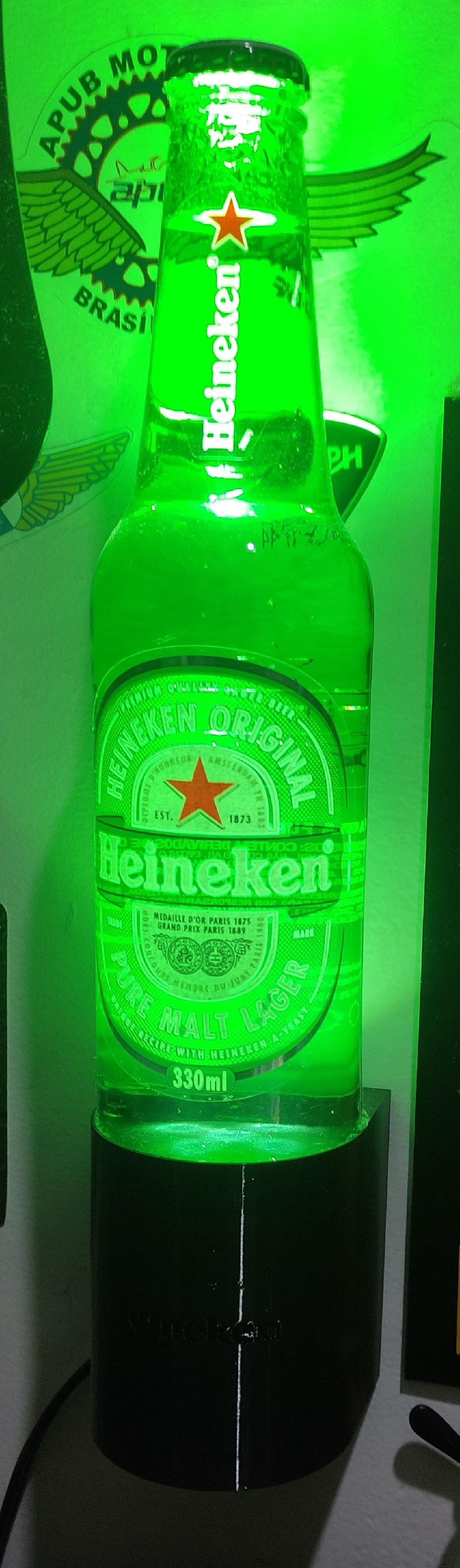 Expositor decorativo Heineken