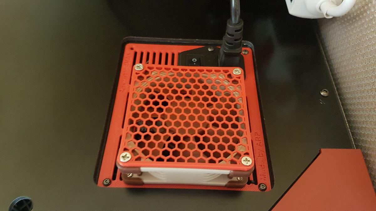 Tampa para a eletronica da Anycubic 4MAX.