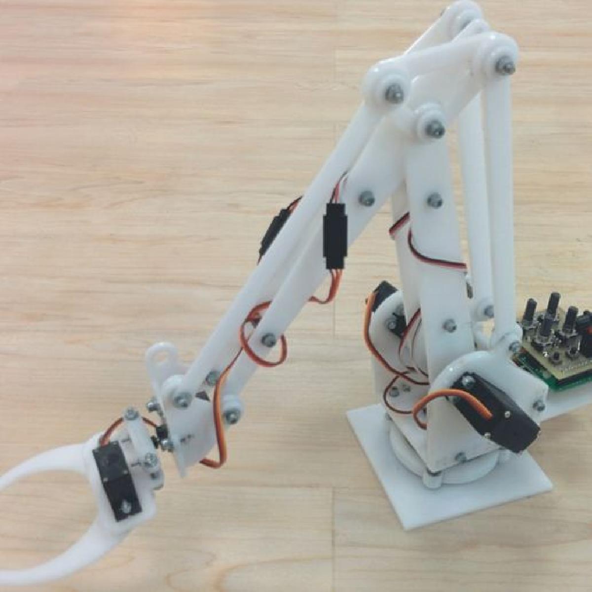 Braco robotico de mesa