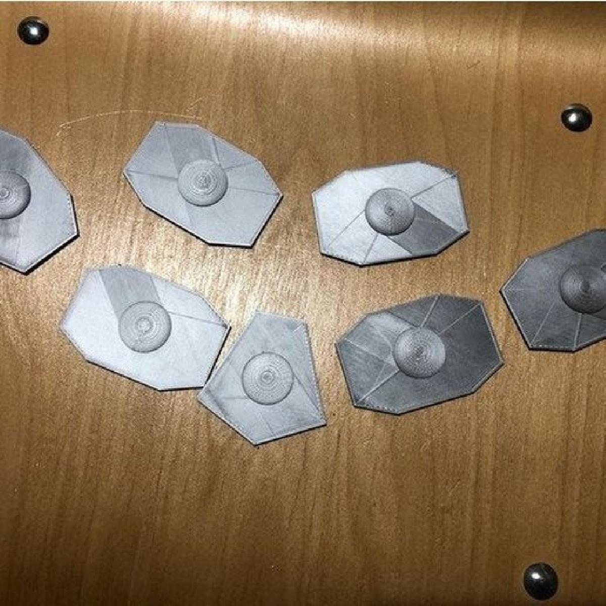 Partes do cinto do vestido senatorial da Princesa Leia