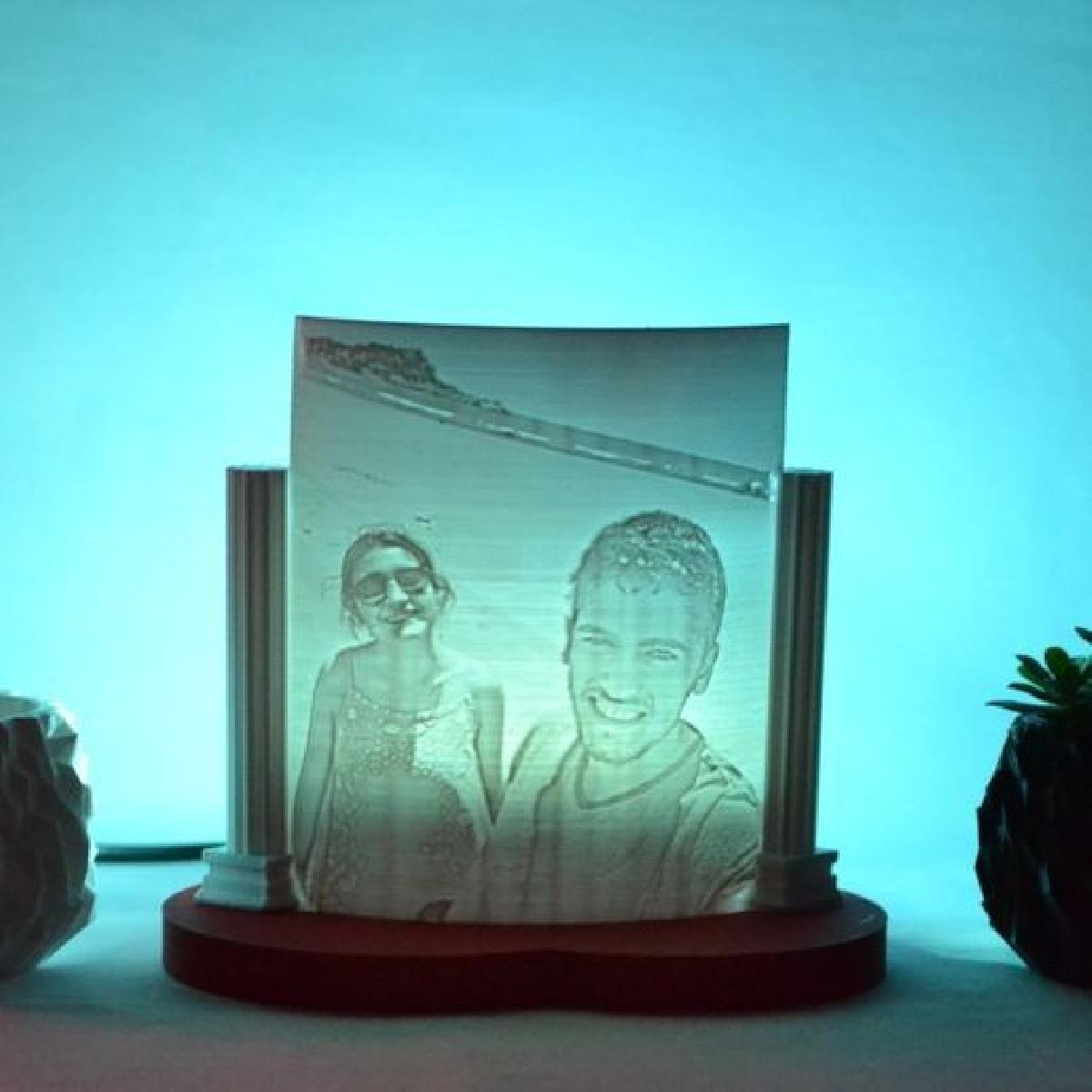 Luminaria de Lithophane Curvada e Vaso ou Suporte para Canetas Autentico.