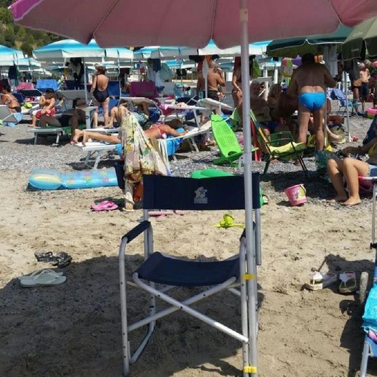 Guarda sol e cadeira acopladora preguicosa