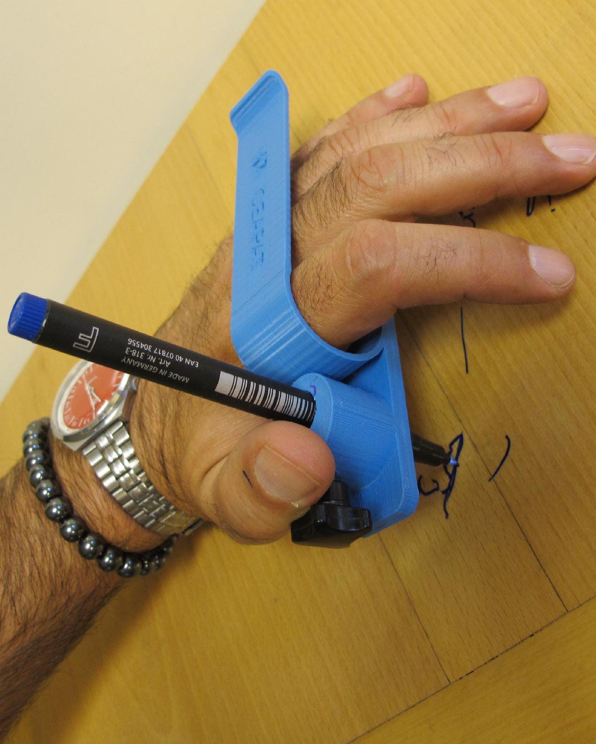 Pinca de mao / clipe de mao