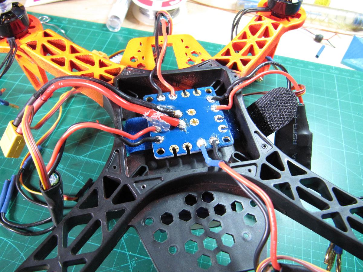 Plataforma de controle para quadricopteros estilo Diatone FPV250