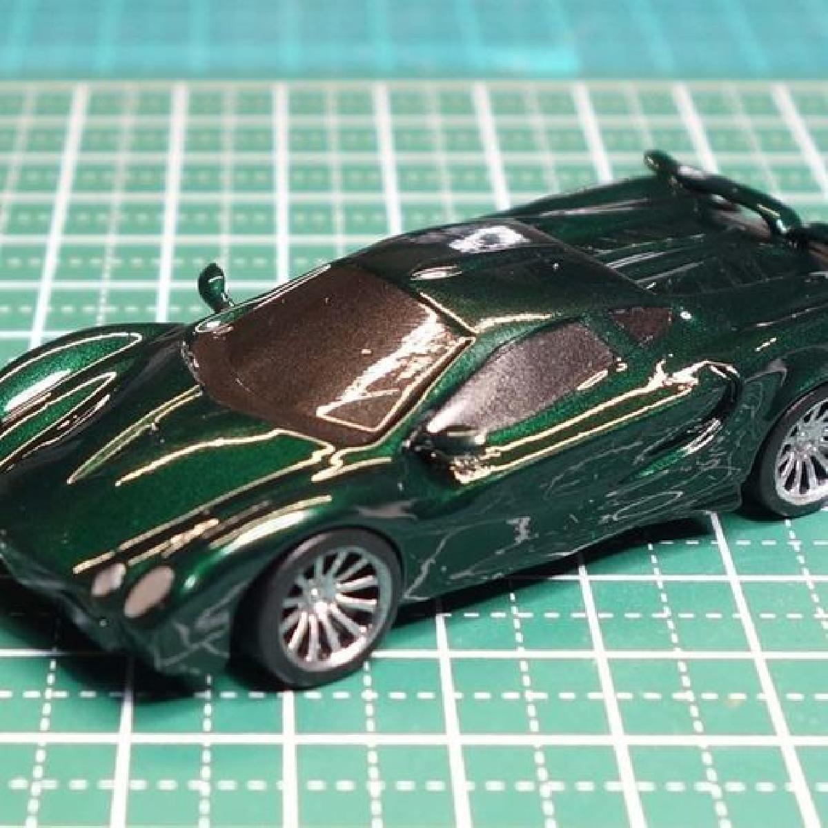 Mitsuoka Orochi em escala 1/64