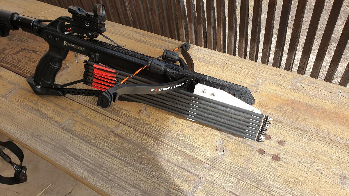 besta Cobra r9 aljava