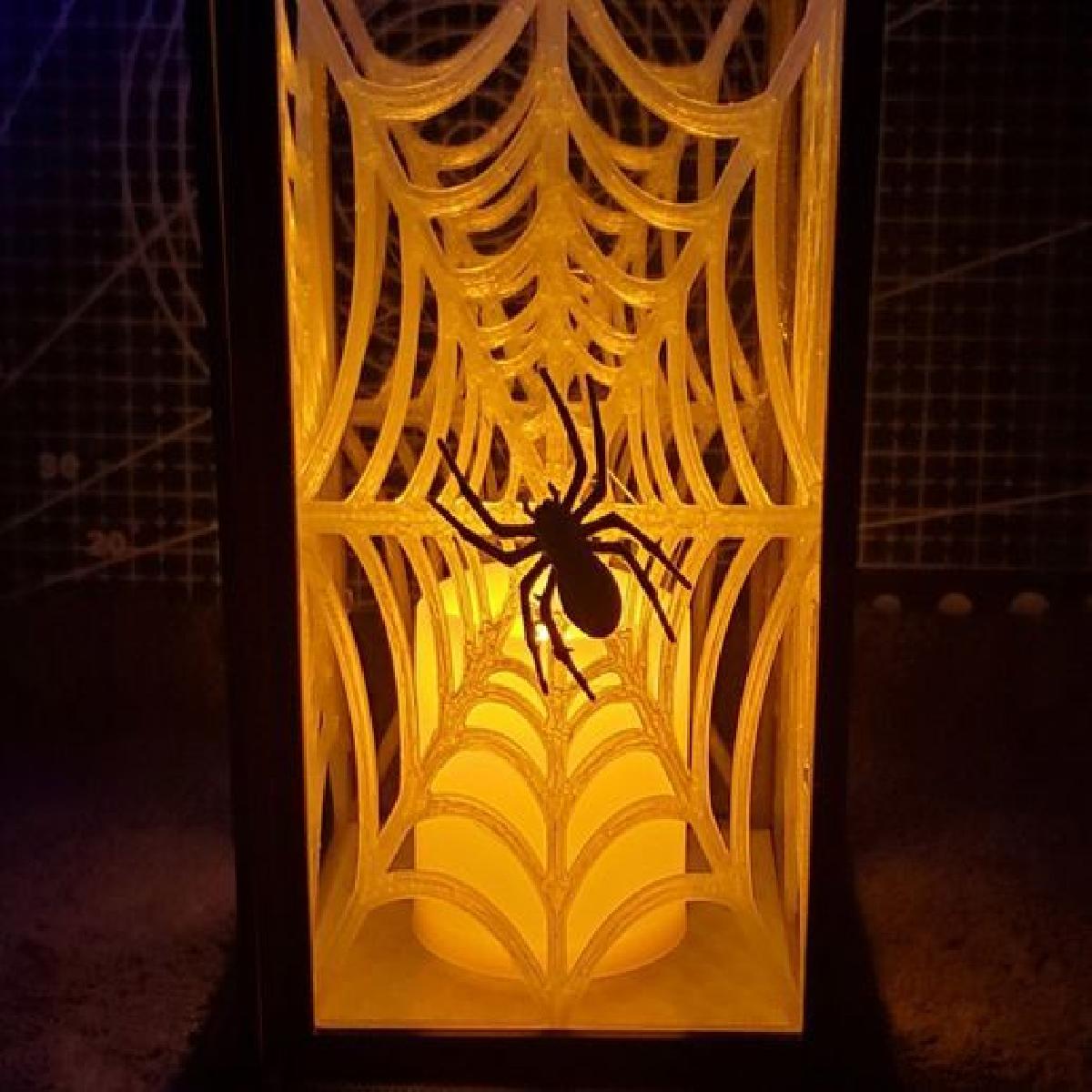 Lanterna de Teia de Aranha