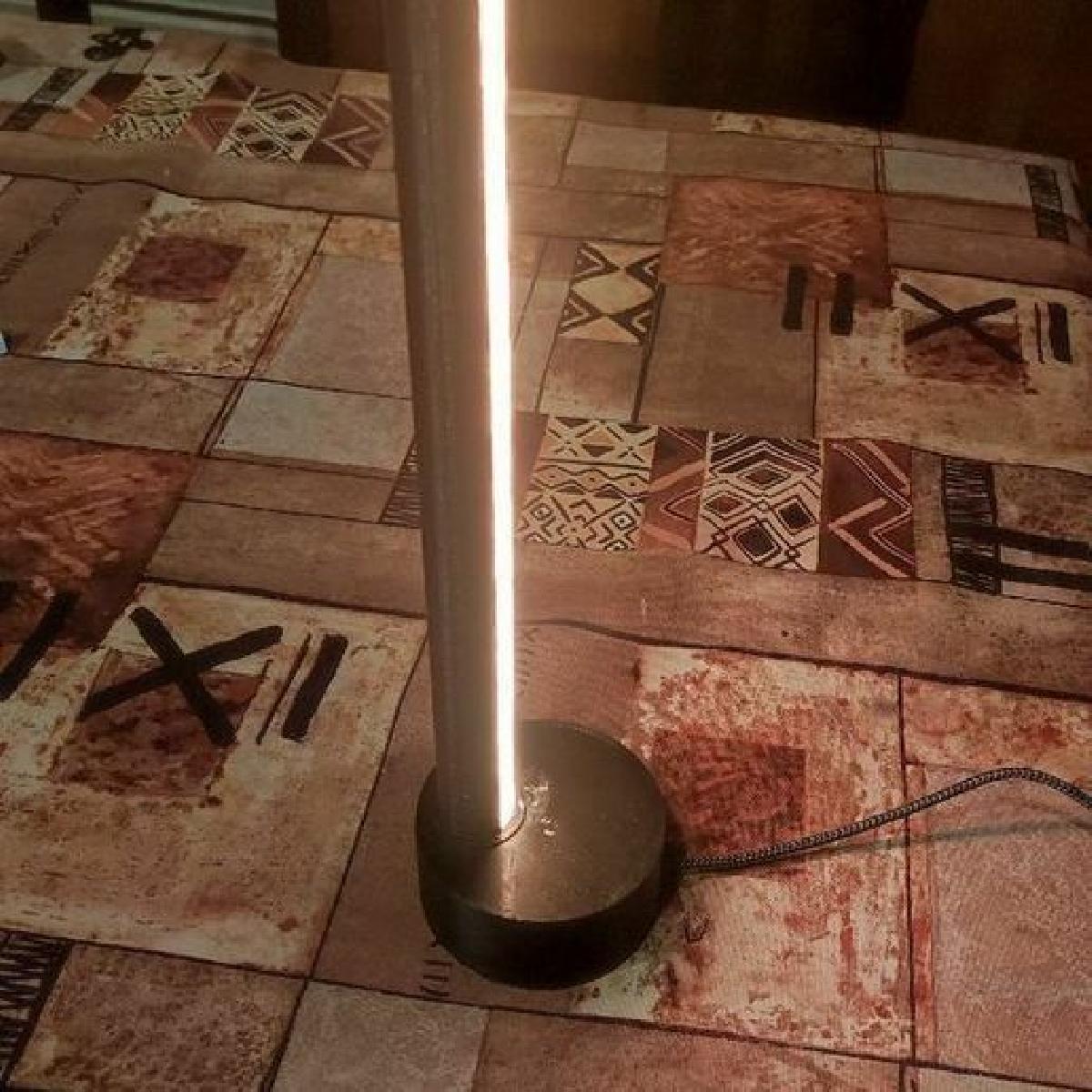 Luz LED como o Phillips Hue Gradient Sign