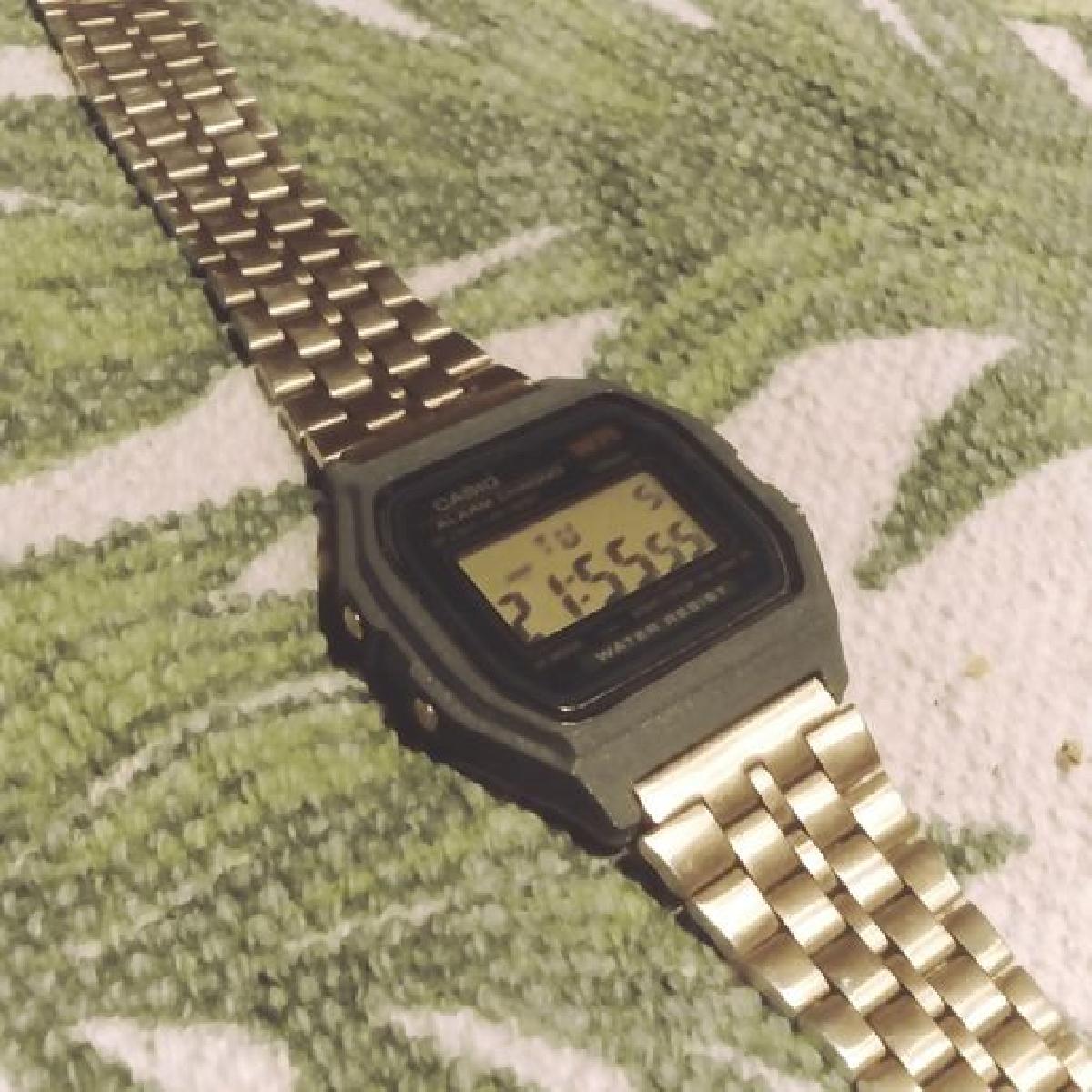 Tipo de caixa do relogio Casio A159WGEA