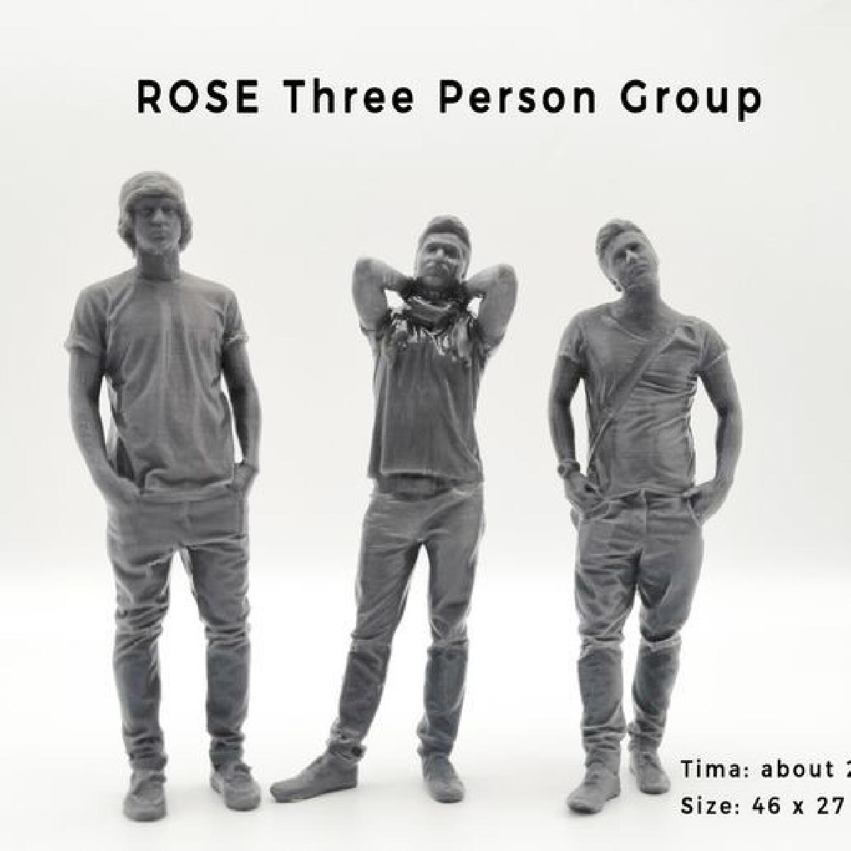 Grupo de Tres Pessoas ROSE