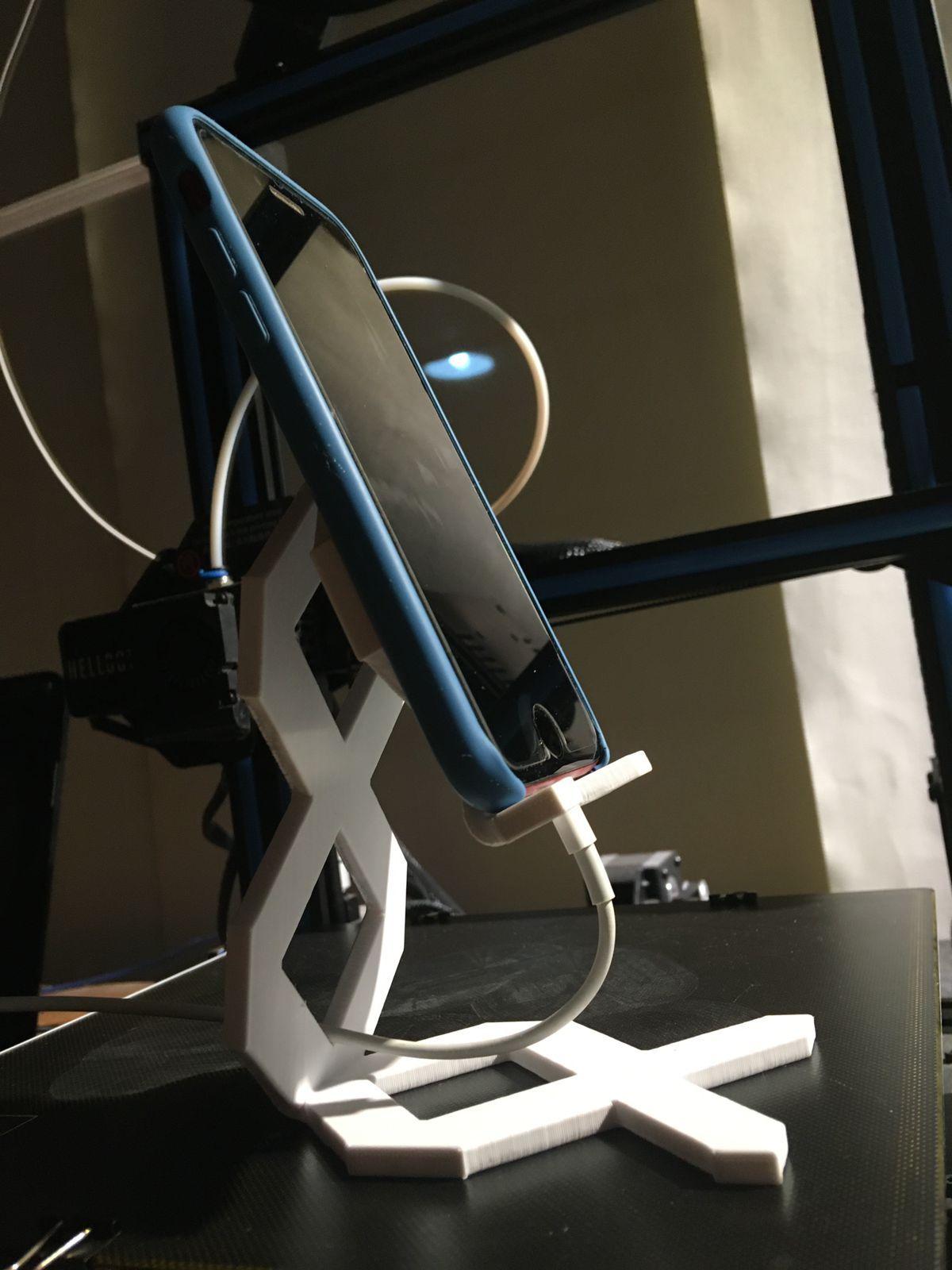 Suporte para telefone nao incluido.