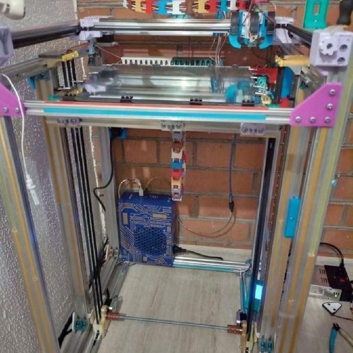 Polispasto para o eixo Z da impressora BLV. Opcao barata.