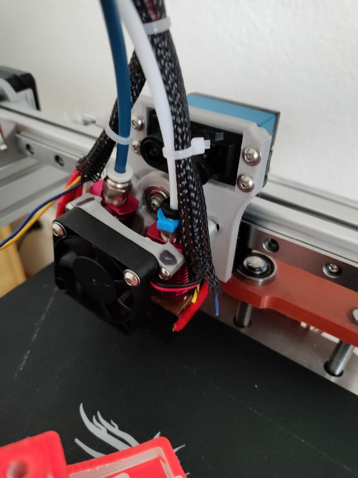 Dual hotend para Ender 3 (testado com trilhos lineares)