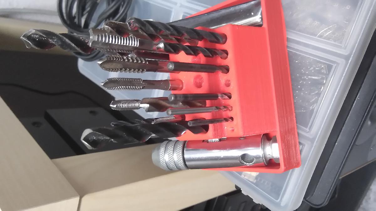 Brocas e suporte para roscas