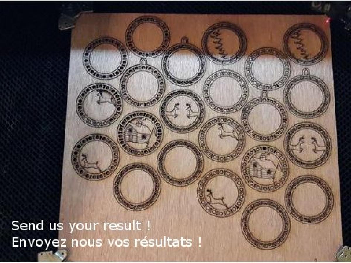 Enfeite de Natal / Decoracao de Natal / Bola de Natal