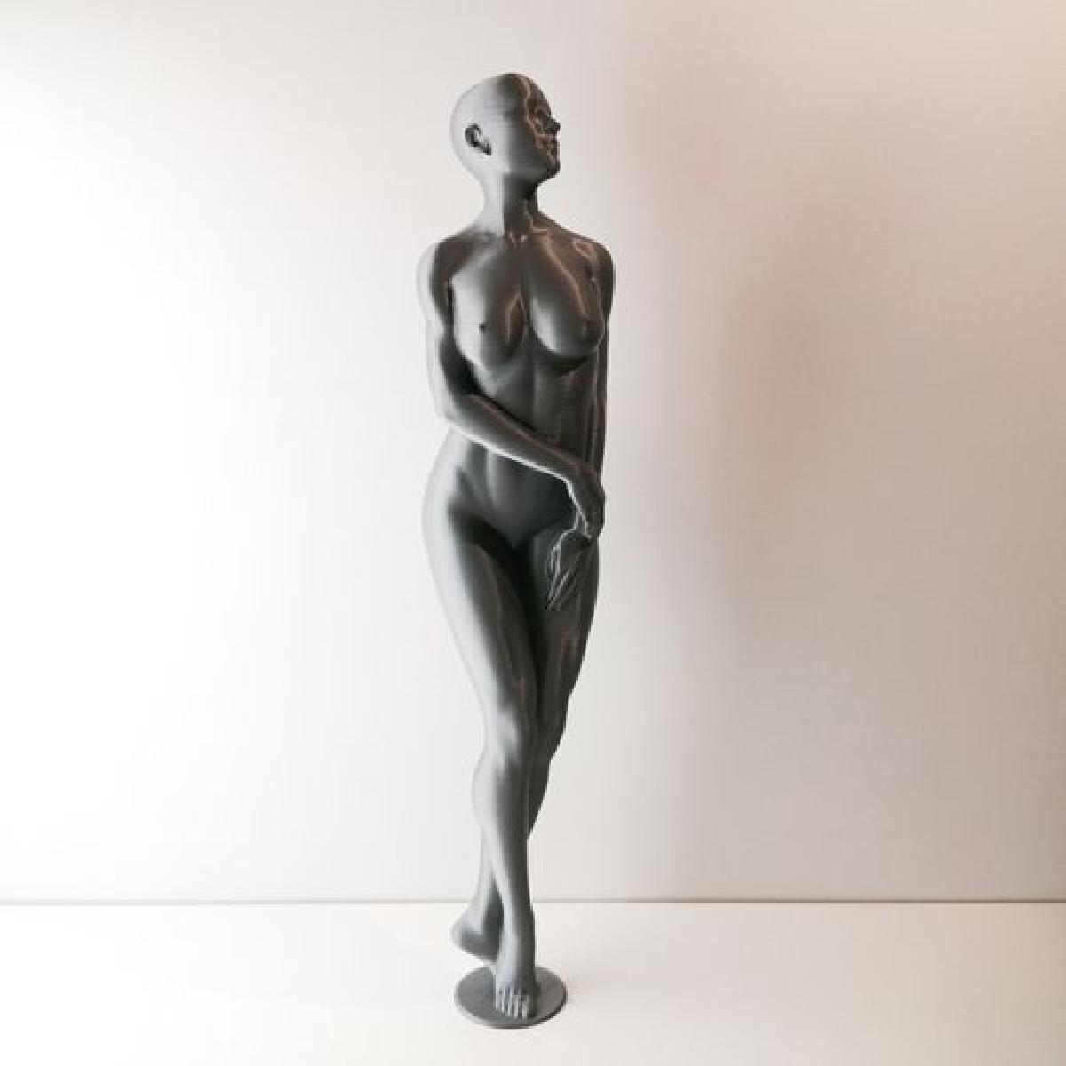 BEATRICE   Pose da Mulher em Pe (vasemode, 1Mpoligonos)