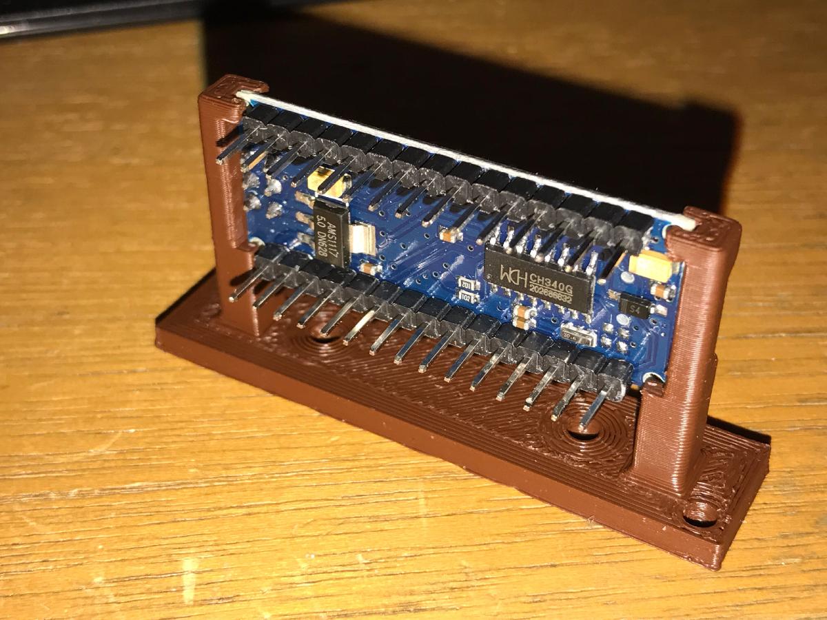 Suporte de montagem para Arduino Nano