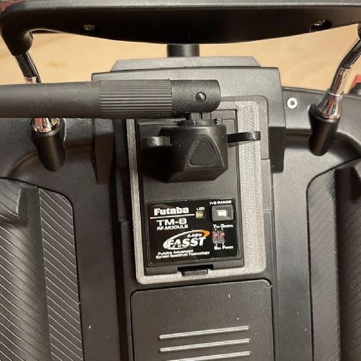 Adaptador de baia de modulo Radiomaster TX16 / Taranis para Futaba Fasst TM 8 TM 7