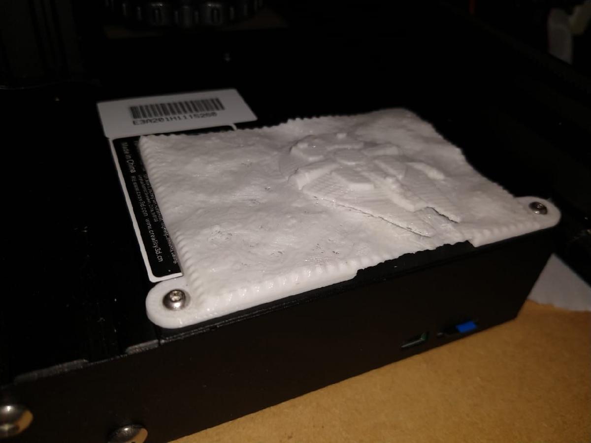 Capa do Ventilador Ender 3   Milennium Falcon no Deserto