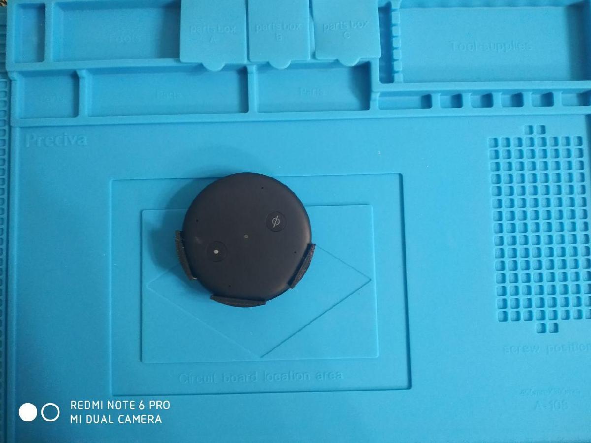 Suporte de parede muito simples para Echo Input.