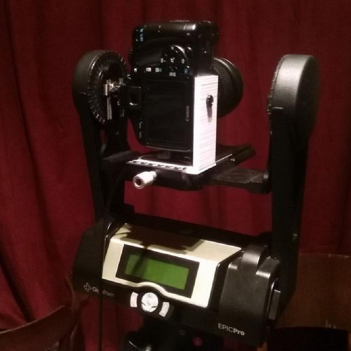 Suporte em L Gigapan Epic Pro