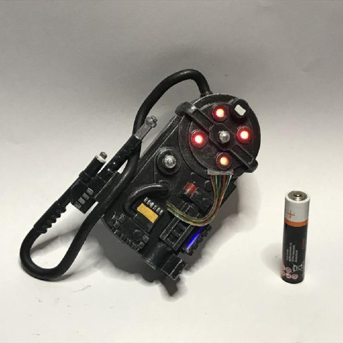 Mochila de protons com luzes (