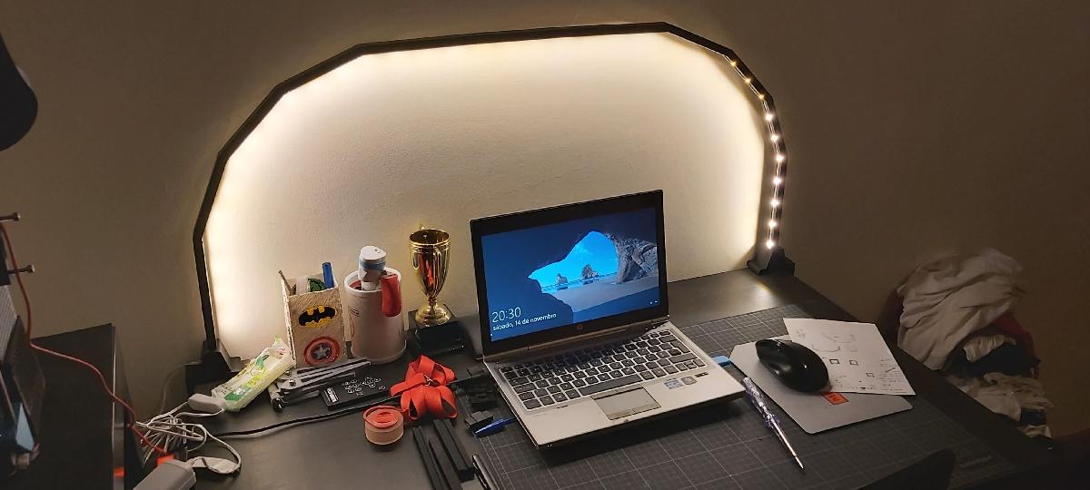 LED Arch Light