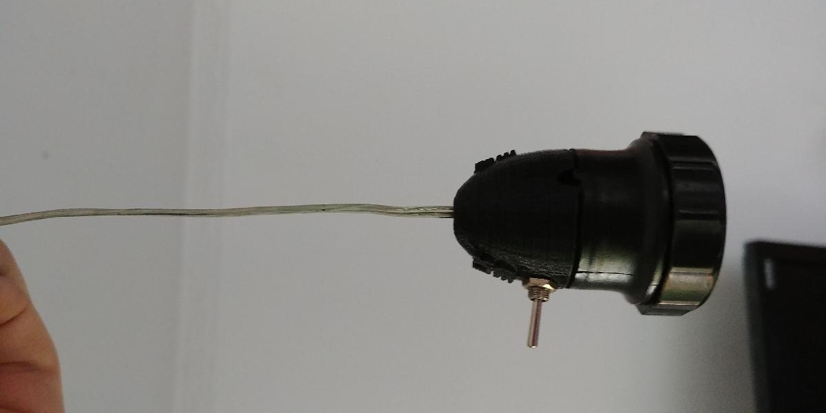 capo do bico da lampada superior com furo para interruptor