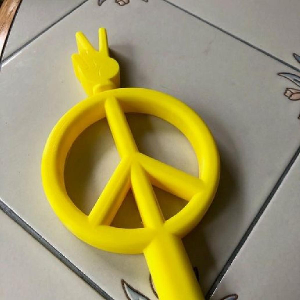 Copo de Chopp com Porta Copo em Sinal da Paz