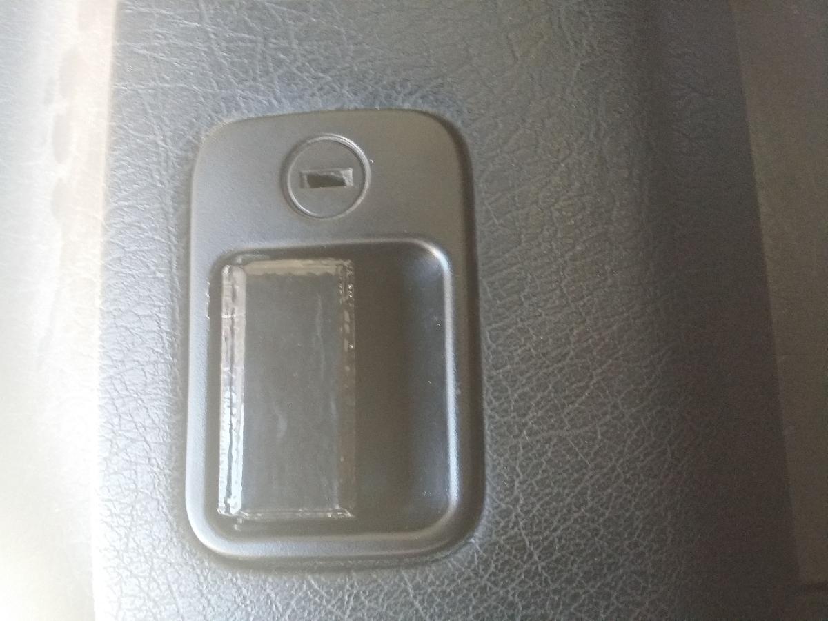 poignée boite a gant vw golf 3