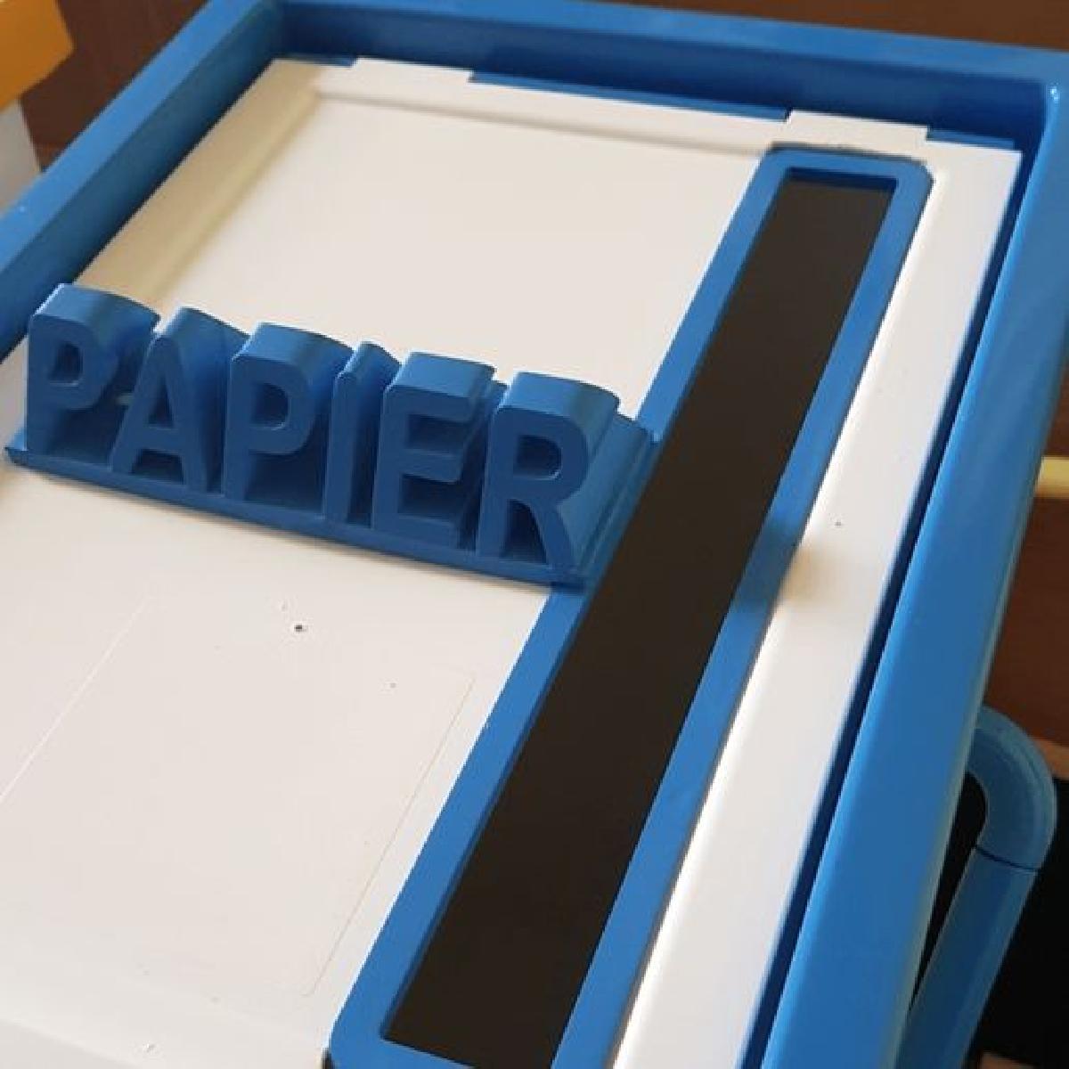 Slot para papel em caixas de correspondencia