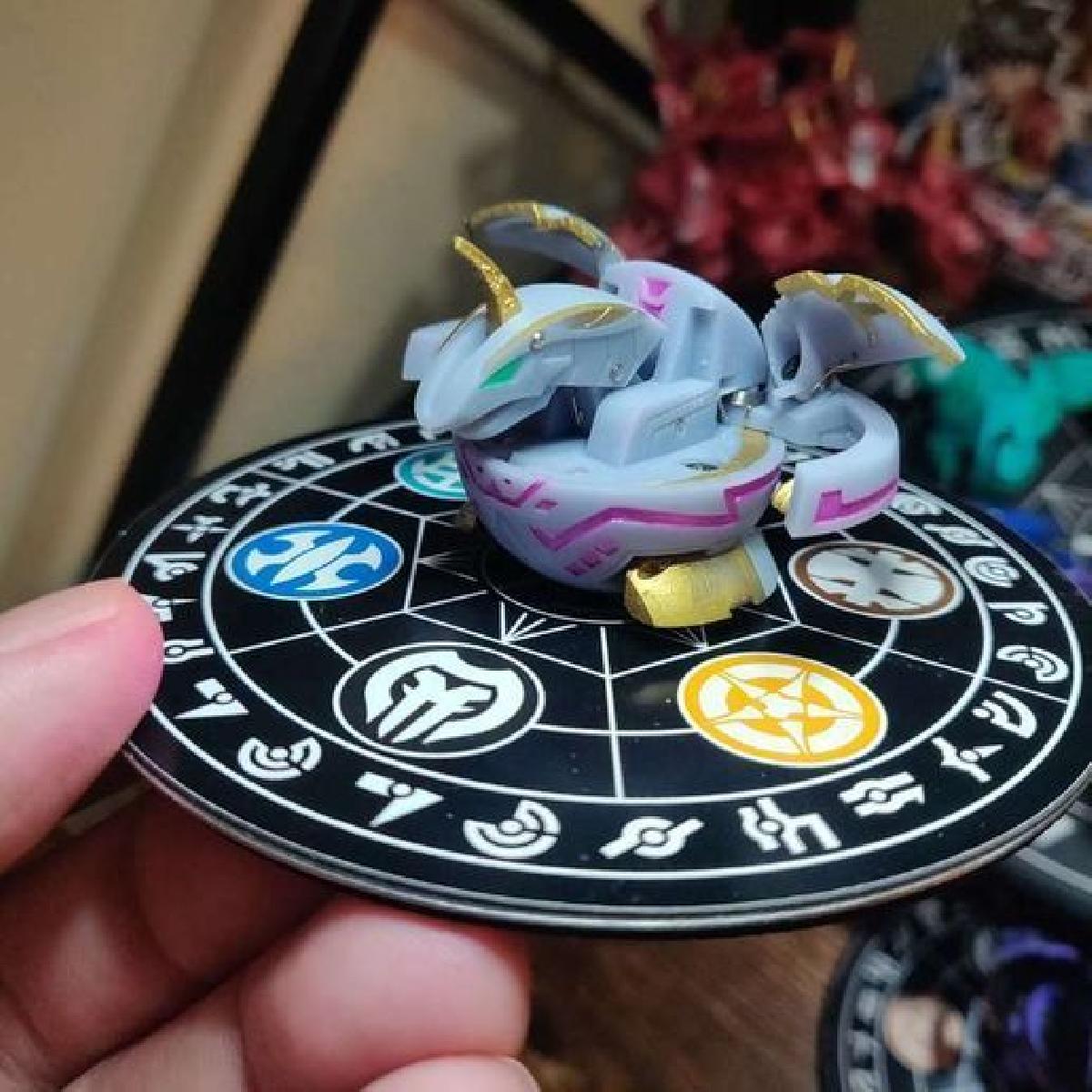 Leonidas (Totalmente Funcional)   Bakugan