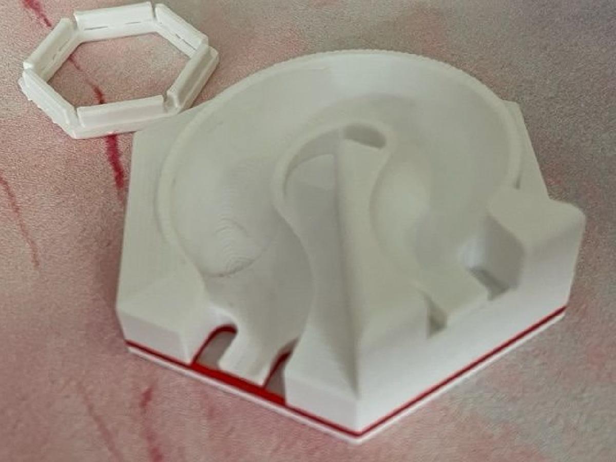 Curva de 300 graus compativel com Gravitrax e com inclinacao de 10 mm.