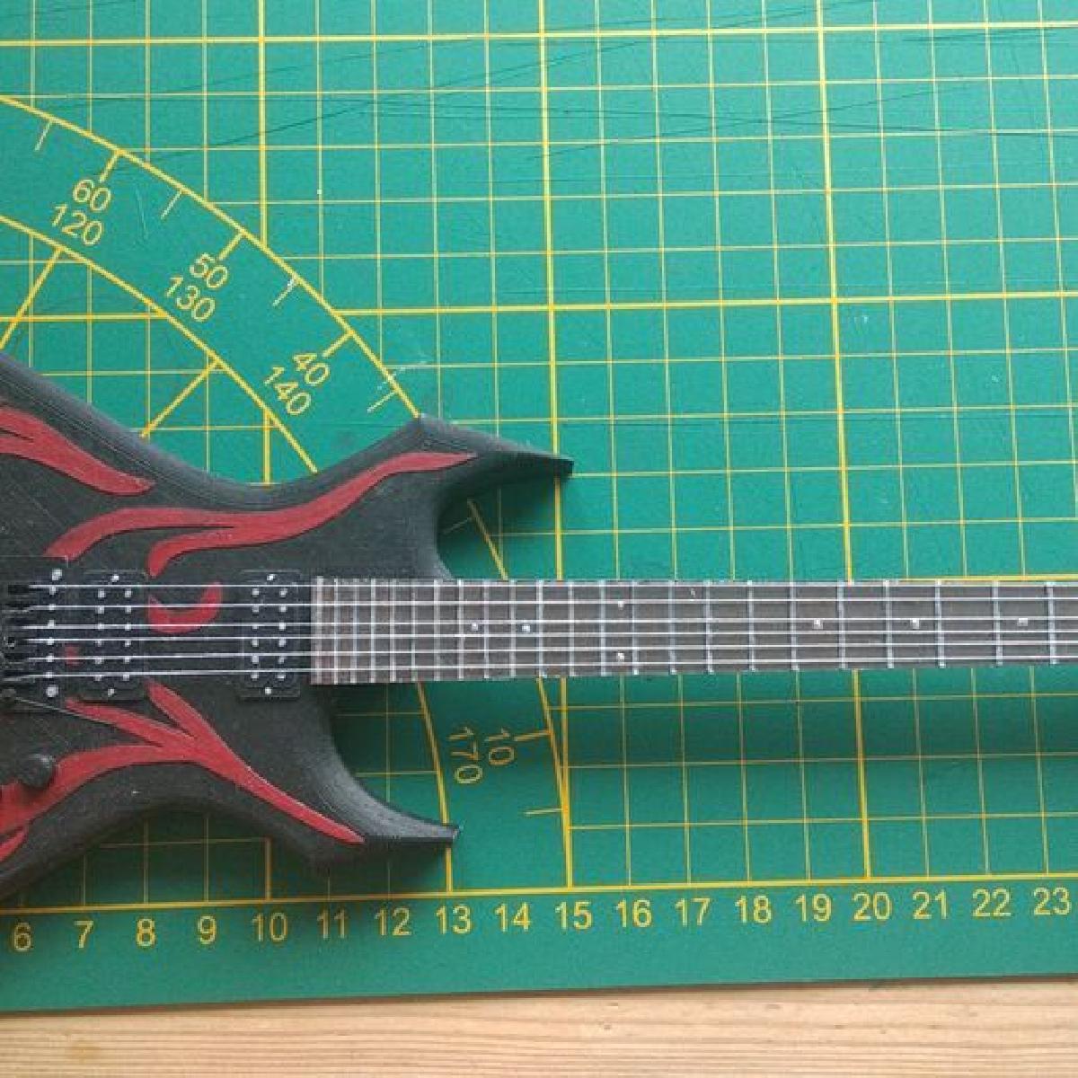 Modelo de mini guitarra Bc Rich Warlock