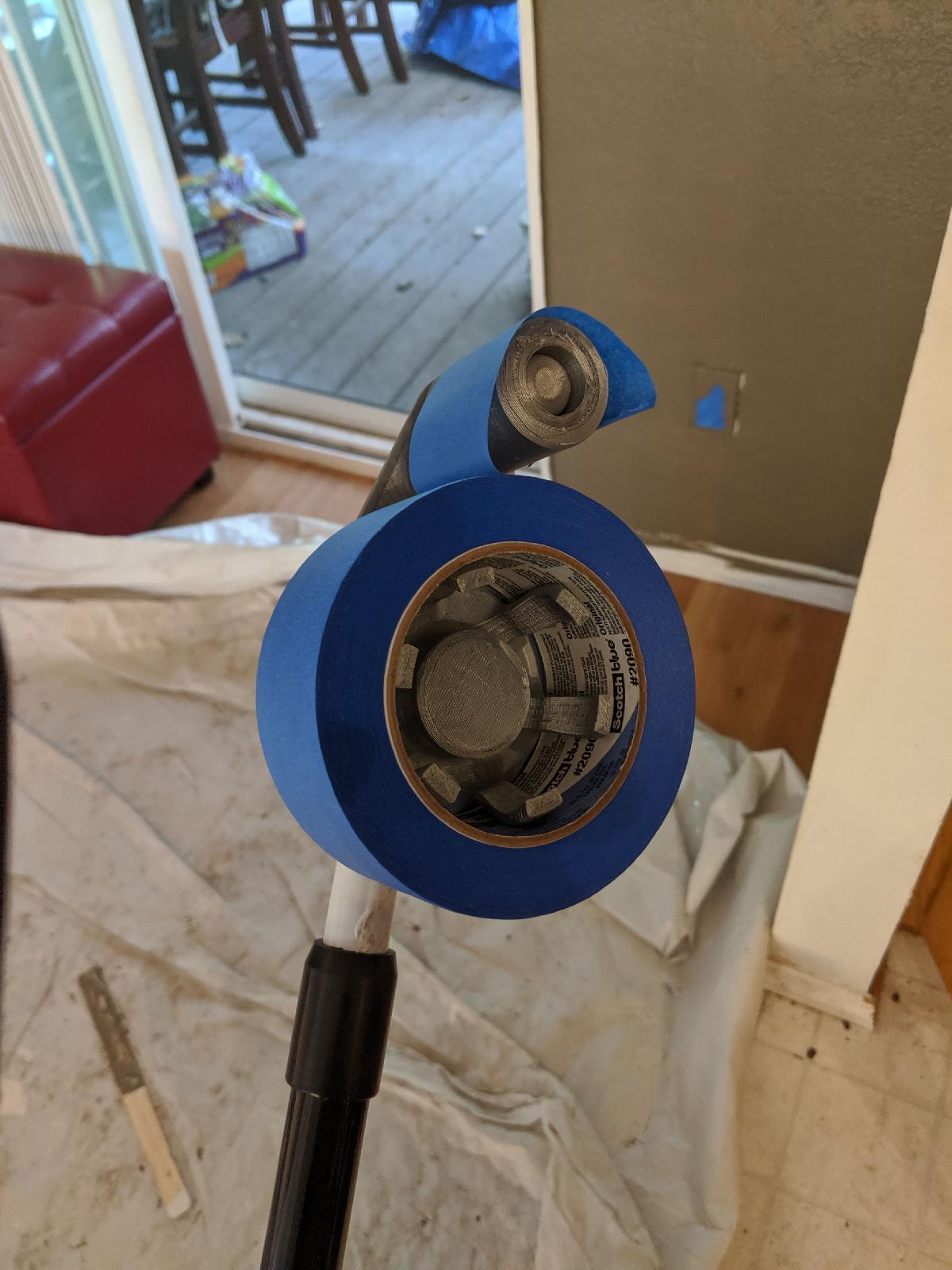 Rolo de fita montado em poste extensivel 2000!