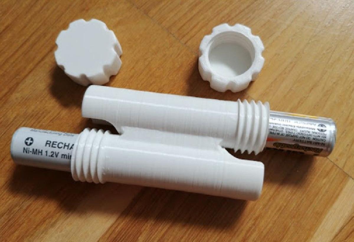 Container Double AA, tambem conhecido como LR/HR 6 Doppelrohr V1.