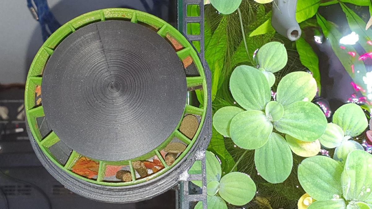 alimentador automatico de peixes nano cube