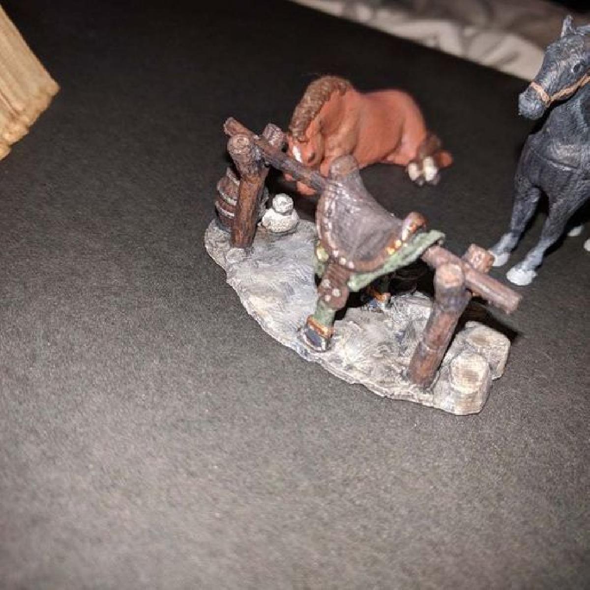 Acampamento de Aventureiros   Amarracao de Cavalo   jogo de 28mm
