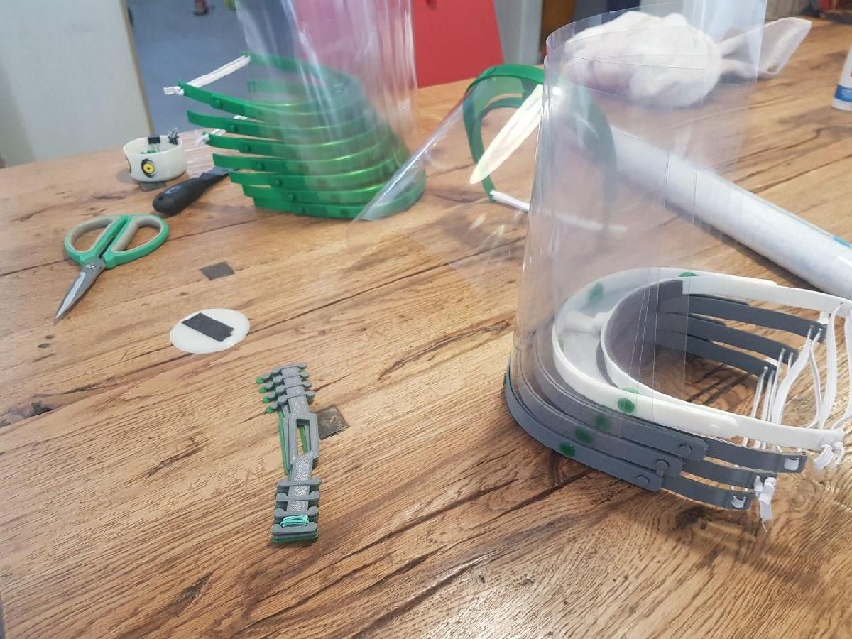 protecao contra a COVID 19 viseira completa