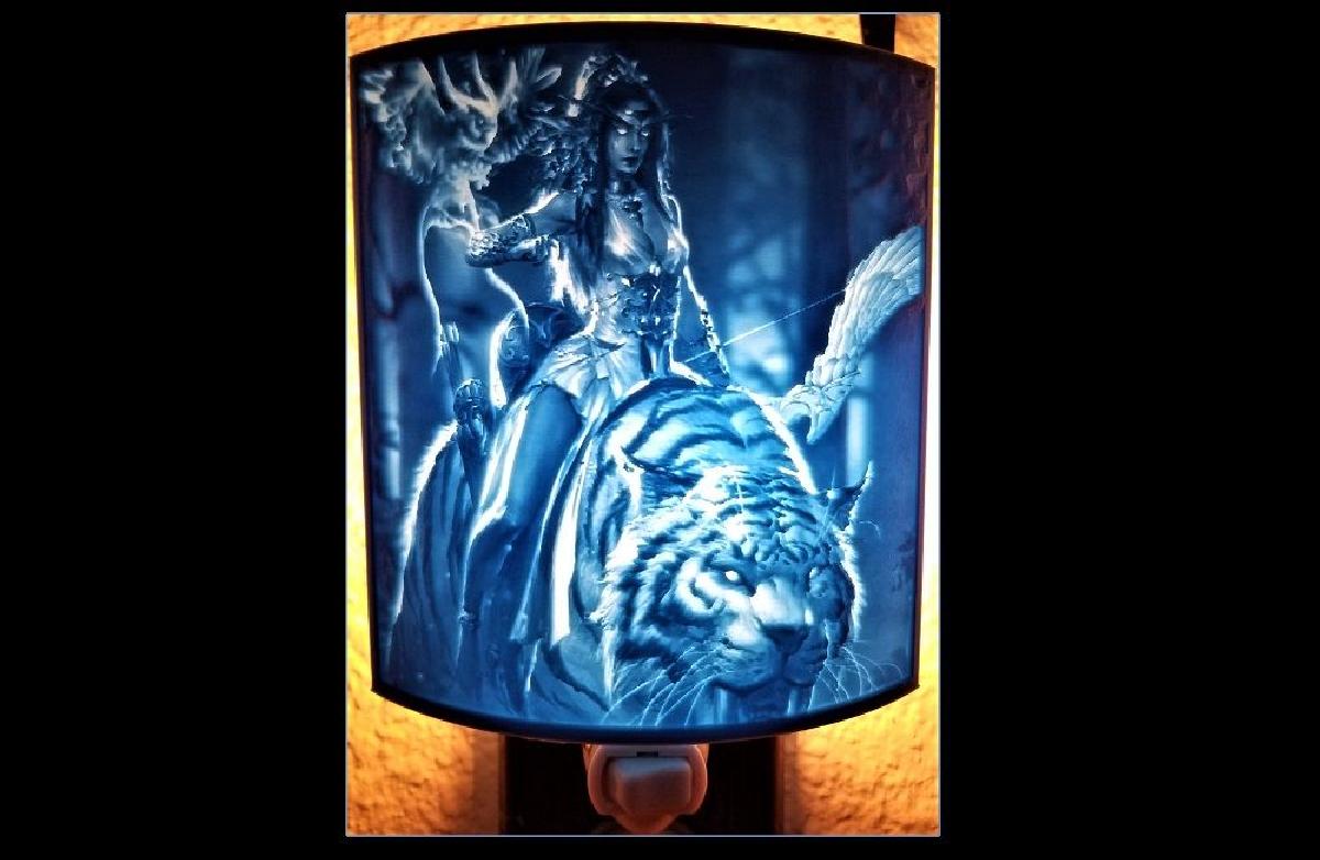 Tyrande Sussurrante Luz Noturna Lito fano