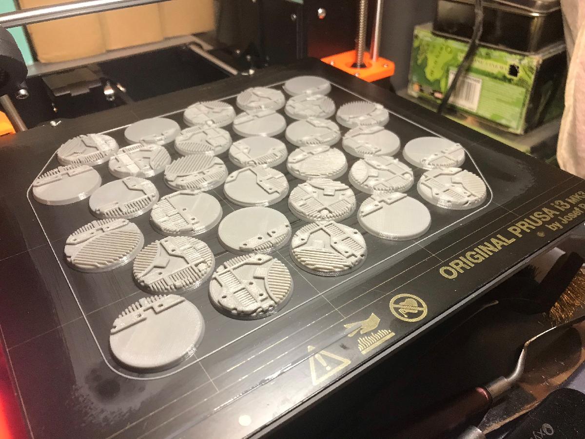 Bases de Piso ZM 32mm Redondas com Borda Chanfrada