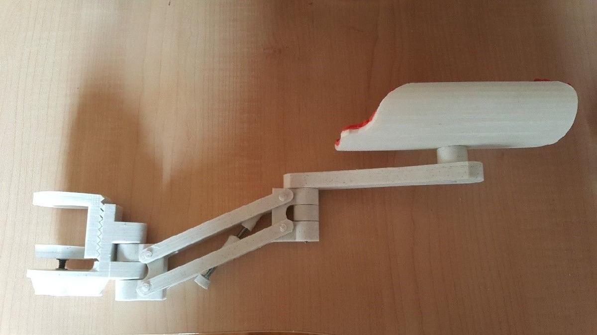 Reposabrazos giratorio