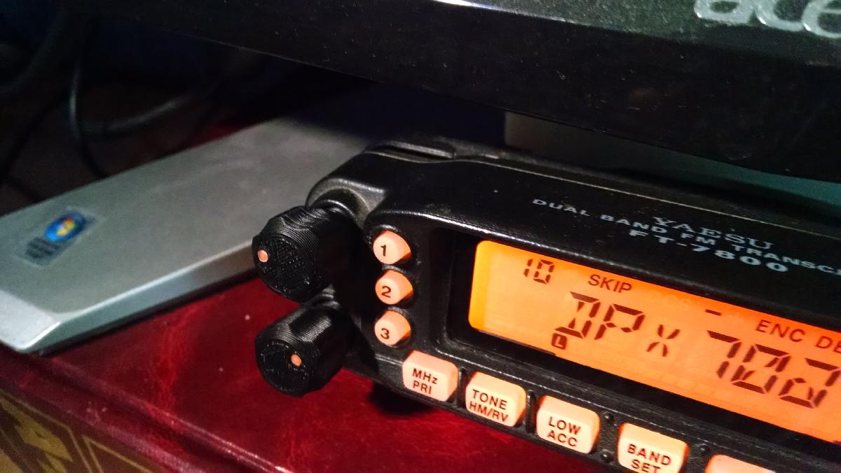 Botao Yaesu (volume e sql)