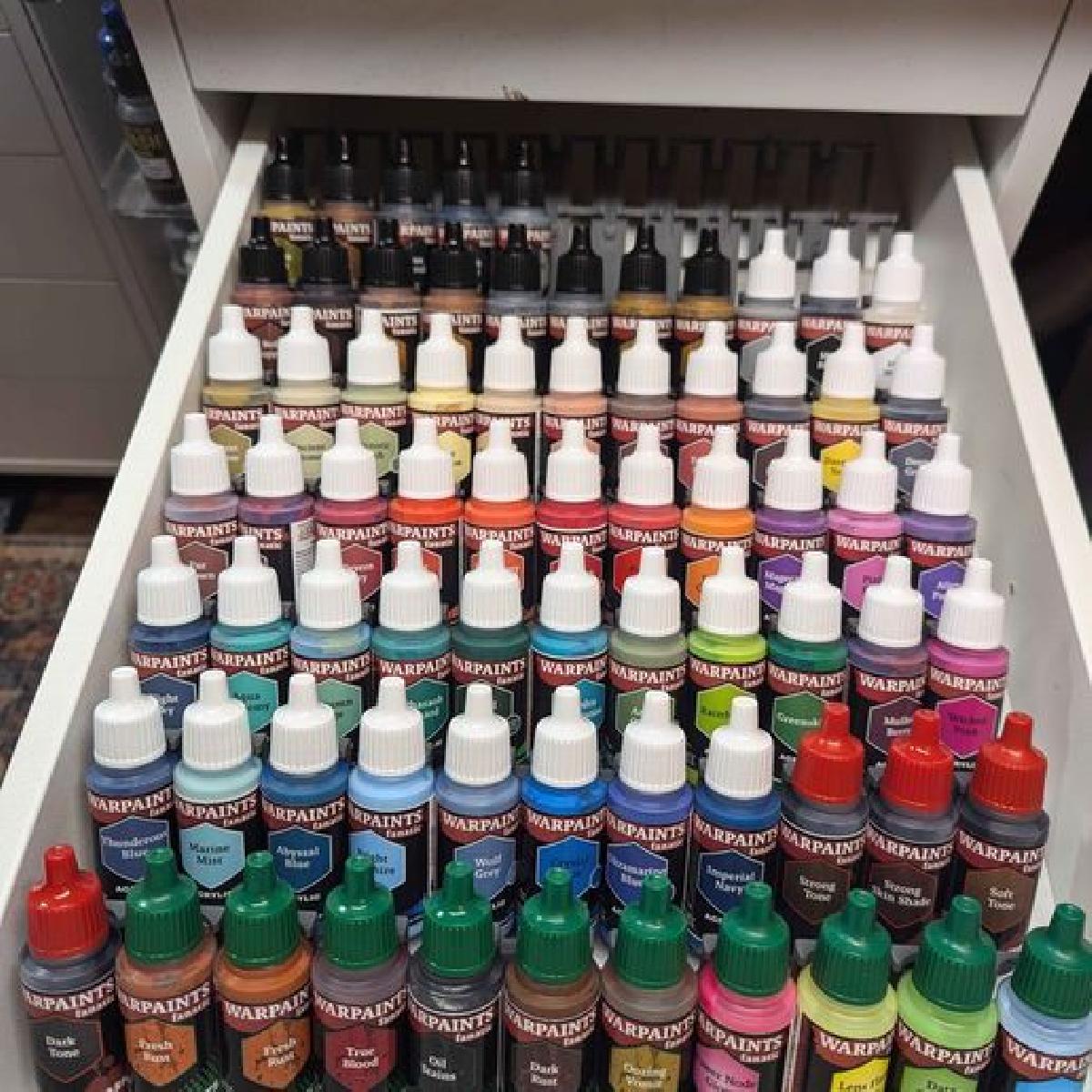 Porta garrafas de pintor do exercito para gaveta de mesa